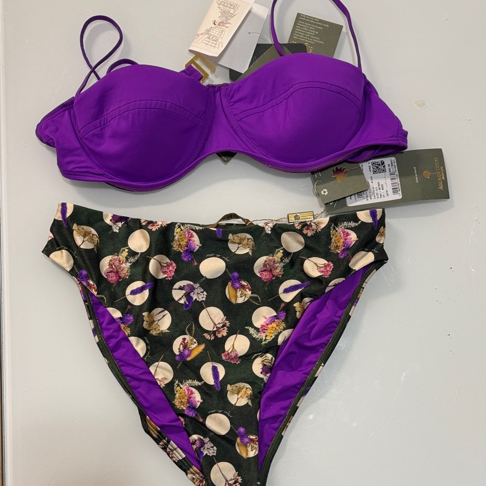 Purple Strapless Bikini Top with Floral High-Waist Bottoms L Agua de coco